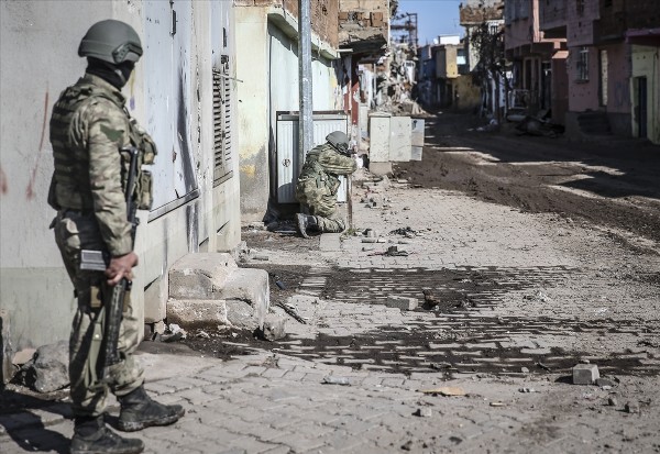 PKK'lı teröristlere ağır darbe