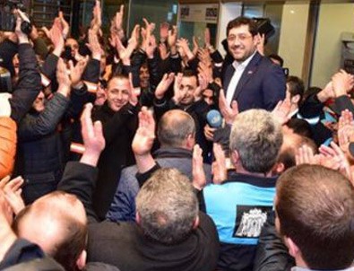 CHP'li Hazinedar'dan Umre dönüşü skandal