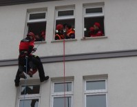 SİVİL SAVUNMA GÜNÜ - Deprem, Yangın Ve Kaza Tatbikatı Nefes Kesti