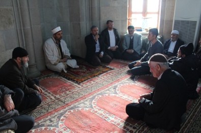 Erbakan İçin Mevlit Okutuldu