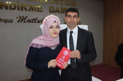 Evlilik Yıl Dönümlerini 4 Yılda Bir Kutlayacaklar