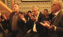 Fatih'te Prof.Dr. Necmettin Erbakan Ve Şehitler İçin Dua Edildi