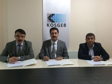 Girişimcilik Eğitimleri Devam Ediyor