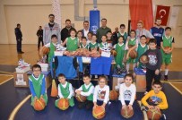 Gücüm Spor Alt Yapı Ve Genç Takımı Malzemelerini Aldı