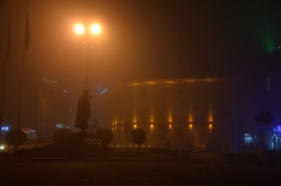 Karadeniz Sahil Yolu Sisle Kaplandı