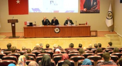 Kütahya'da 'Örnek Kişilikler' Konulu Panel