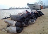 SAROS KÖRFEZI - Lüks Lokantalara Satılmak İstenen Kaçak Etler Sahil Güvenliğe Takıldı