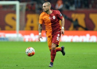 Sneijder'den çok sert cevap