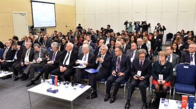 Başkan Hiçyılmaz, AB Bilgi Merkezleri Ağı'nın Desteklenmesi Projesi Yeni Dönem Açılış Toplantısına Katıldı