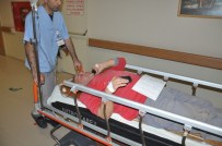 Beton Blok Koptu, İki İşçi Yaralandı