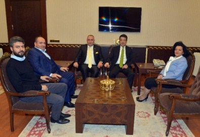 Birkonfed Başkanı Ve Beraberindekiler Vali Civelek'i Ziyaret Etti