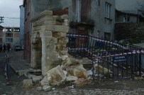 Defineciler Tarihi Çeşmeyi Talan Etti