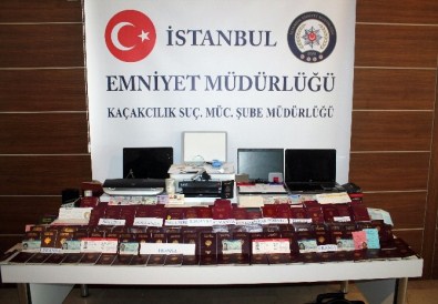 Göçmen Kaçakçılarına Operasyon Açıklaması 8 Gözaltı