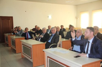 İl Genel Meclisinde Gergin Anlar