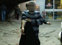 Öpüştüğü Kadın Dilini Kopardı !