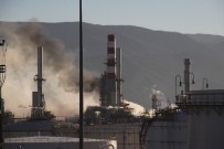 TÜPRAŞ'taki Yangını Söndürme Çalışmaları Sürüyor