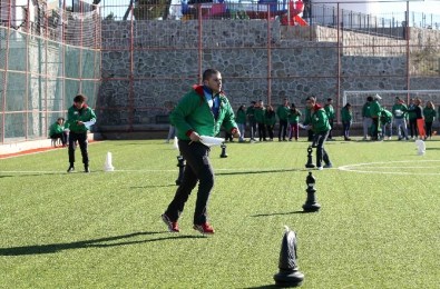 Yamanlar'ın Zirvesinde Öğrencilerin Kamp Keyfi