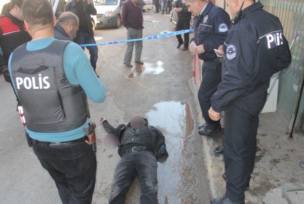 Sokak ortasında çifte infaz!