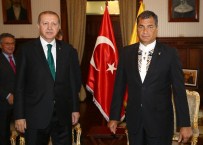 RESMİ KARŞILAMA - Cumhurbaşkanı Erdoğan, Ekvador Devlet Başkanı Correa İle Bir Araya Geldi