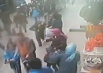 İstanbul'da 2 Kişinin Yaralandığı Patlama Kamerada !