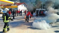 AKARYAKIT İSTASYONU - İtfaiyeden Akaryakıt İstasyonunda Yangın Tatbikatı