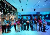 LEGO - Karne Hediyesi Başkan Yaşar'dan