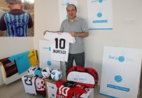 Poşet Formalı Çocuğun Spor Malzemeleri Elazığ'dan