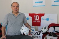 Poşetten Messi Forması Giyen Afgan Çocuğa Elazığ'dan Hediye