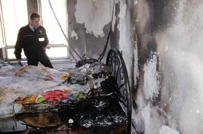 Yangında Mahsur Kalan Kız Kardeşleri İtfaiye Kurtardı