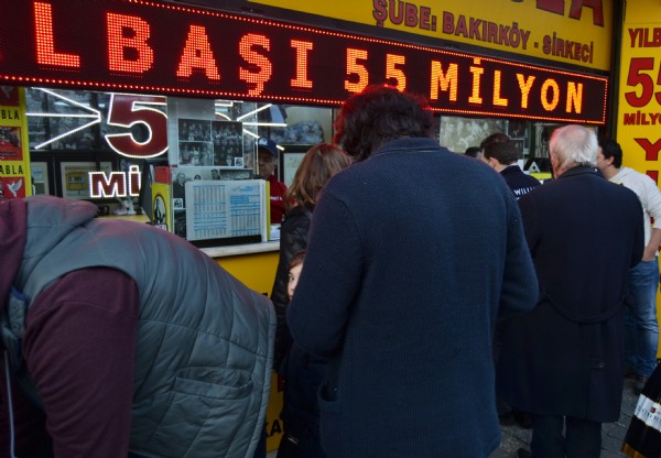 Süper Loto rekora koşuyor