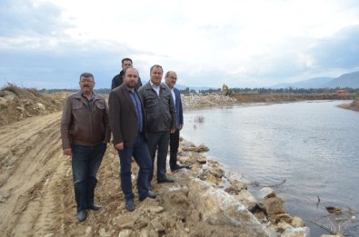 Büyük Menderes Nehri'nde Islah Çalışmaları Söke Ovası'nda Devam Ediyor