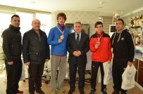 FARUK ŞIMŞEK - Şampiyon Taekvondocuları Kutladı