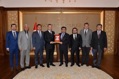 Vali Güzeloğlu, Ziyaretçilerini Ağırladı