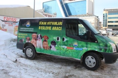 Van'da 'Odaklar Bizden, Bir Kap Yemek Sizden' Kampanyası