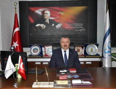 Hizmetli Olarak İşe Girdiği Kurumun Başına Müdür Oldu