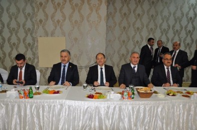 Kars'ta Başkanlık Sistemi Konuşuldu