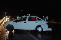 Köyceğiz'de Trafik Kazası; 2 Yaralı