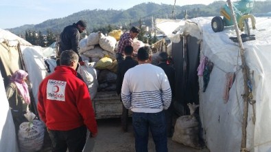 Seydişehir'den Yardım İçin Yola Çıkan 2 Tır Türkmenler'e Ulaştırıldı