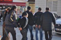 EV HAPSİ - Aranan Şahıs Polisin İkinci Baskını İle Yakalandı