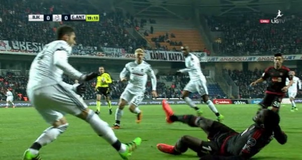 Beşiktaş'ta şok sakatlık