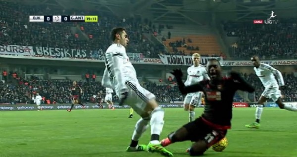 Beşiktaş'ta şok sakatlık