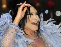 SÖYLEMEZSEM OLMAZ - Bülent Ersoy'dan elbise açıklaması