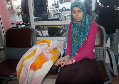 Rus Bombardımanından Kaçan 'Garam Bebek' Açlık Ve Soğuktan Öldü