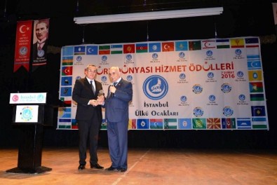 Emektar Gazeteci Sallı'ya Türk Dünyası Hizmet Ödülü