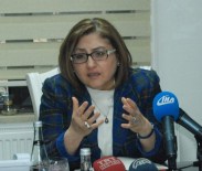 UÇUŞA YASAK BÖLGE - Fatma Şahin Açıklaması 'Bombardıman Devam Ederken, Halep'ten Gelecek 1 Milyon Kişiden Bahsediliyor'