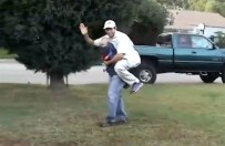 CADıLAR BAYRAMı - En Çılgın Baba Açıklaması En Çılgın Kostüm