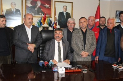 Görevden Alınan MHP Trabzon İl Başkanı Muammer Demeli Basın Toplantısı Düzenledi