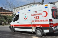 BELEDIYE OTOBÜSÜ - Kazaya Giden Ambulans Kaza Yaptı