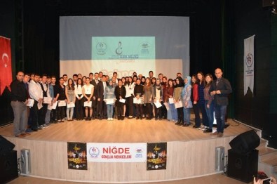 Niğde'de Türk Müziği Yarışması Yapıldı