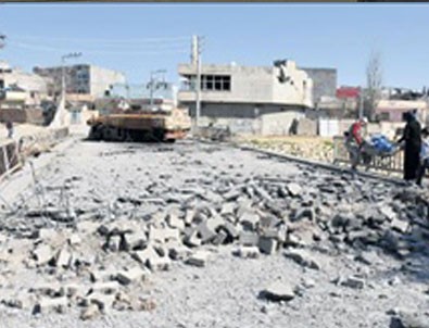 Sur’da 80 ev 20 terörist kaldı